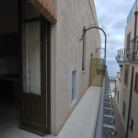 Bilocale Canneto Spiaggia Lipari Vulcano Consult Apartment *