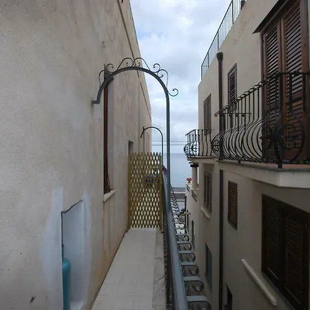 Bilocale Canneto Spiaggia Lipari Vulcano Consult Apartment